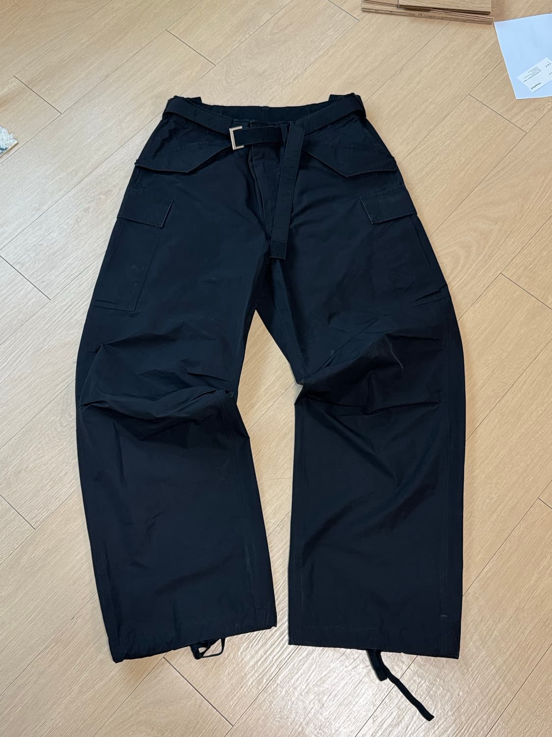 [4] 사카이 벨티드 카고 팬츠 블랙 상품이미지1