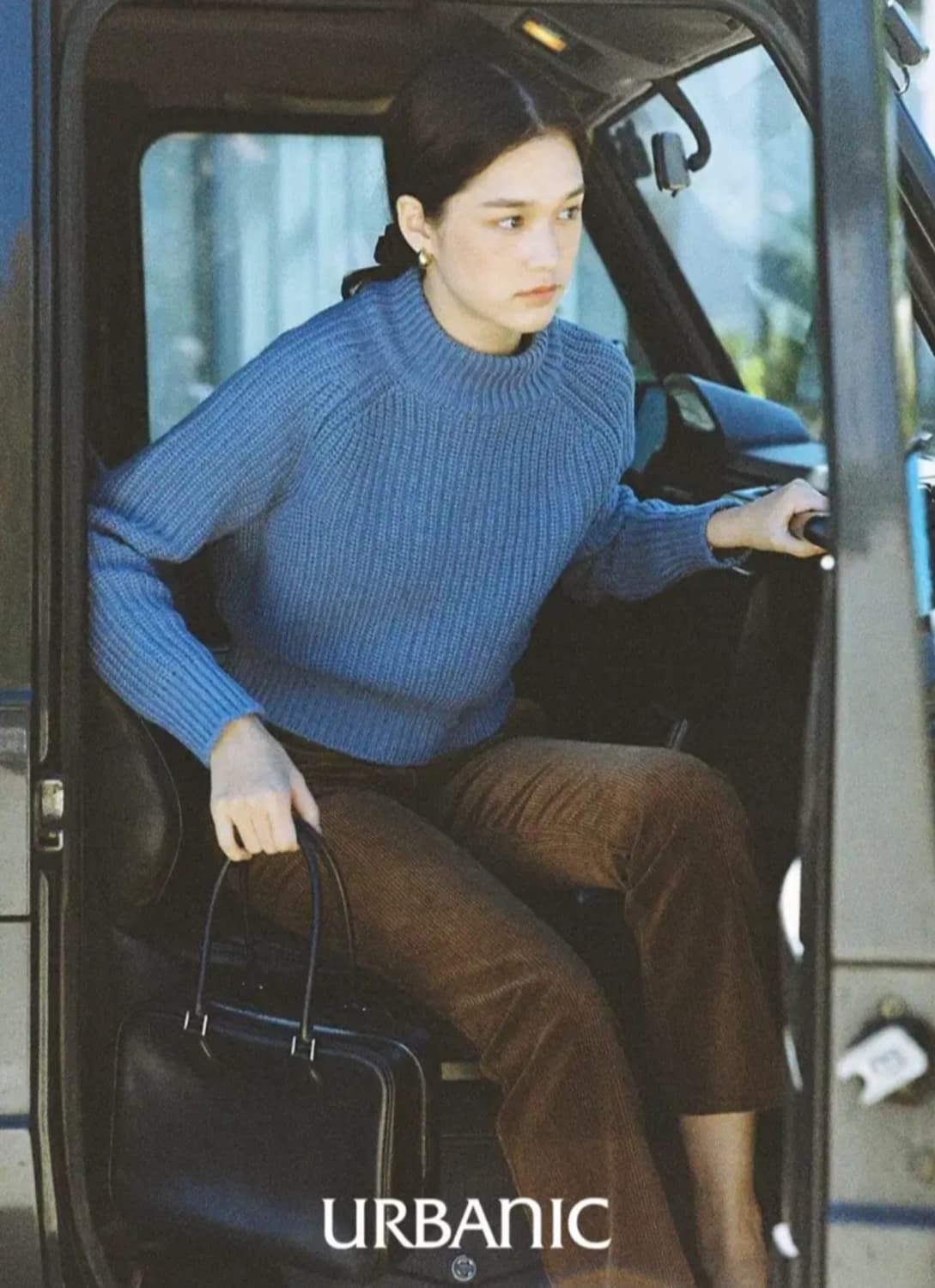 얼바닉30(URBANIC30) 카를로 니트 스톤블루 상품이미지3