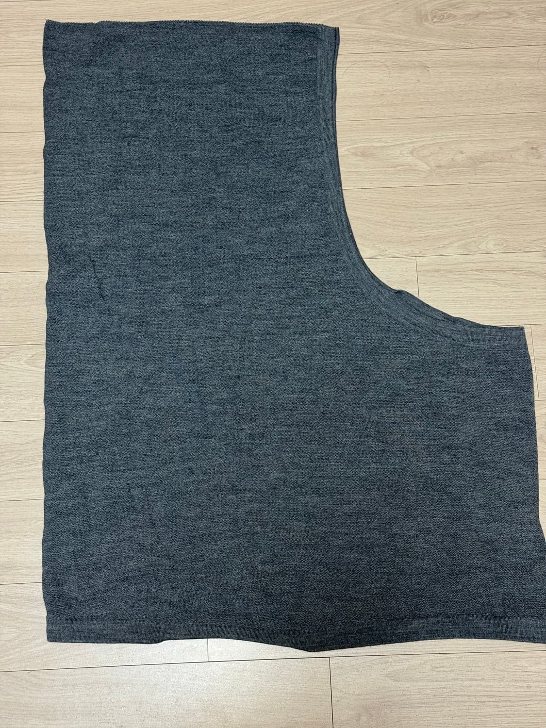 리포스 언발 오프숄더 니트 Unbal Off-Shoulder Knit 상품이미지3