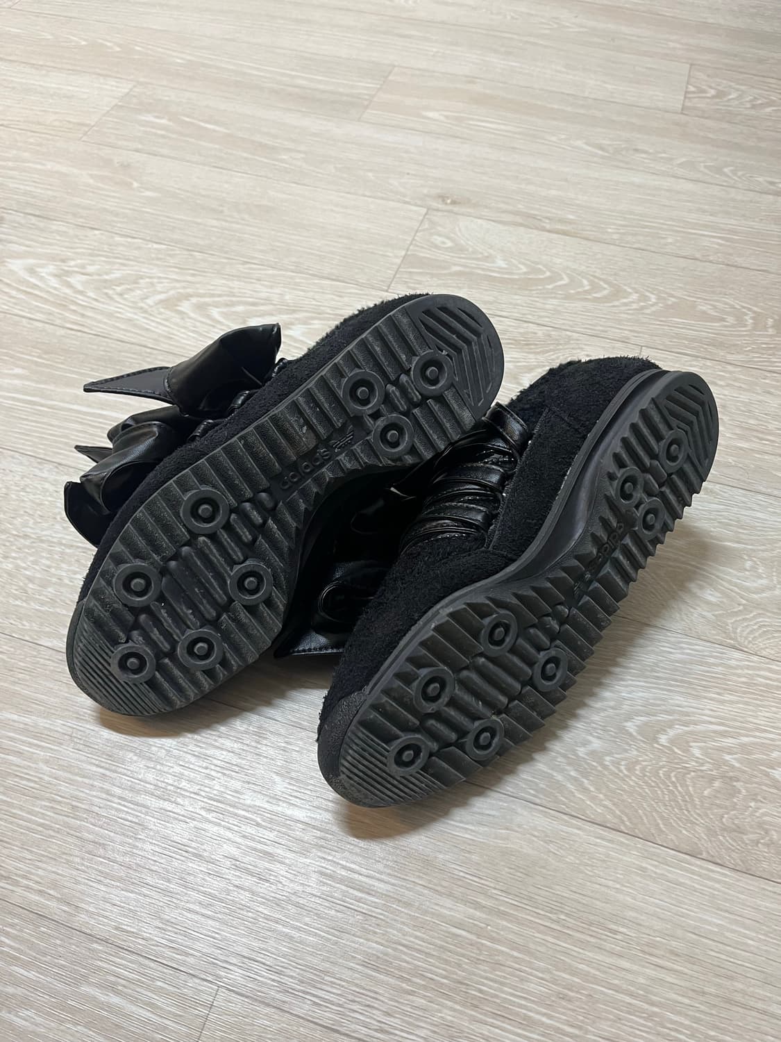 아디다스 캐롤라인 후 SL 72 OG 리본 스니커즈 상품이미지5