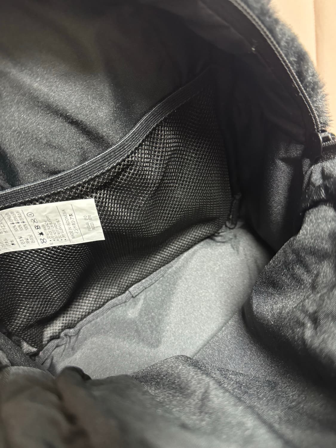 나이키 퍼 미니 백팩 블랙 상품이미지4