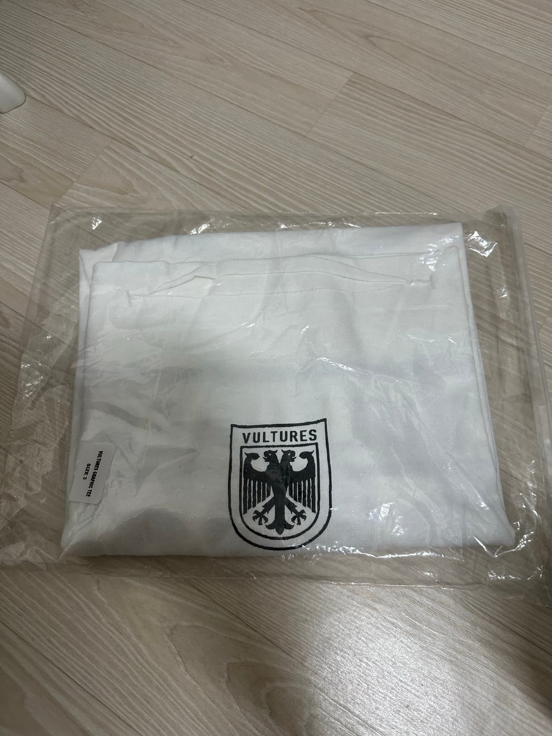 [3] Yeezy 이지 벌쳐스 박스 티 화이트 상품이미지1