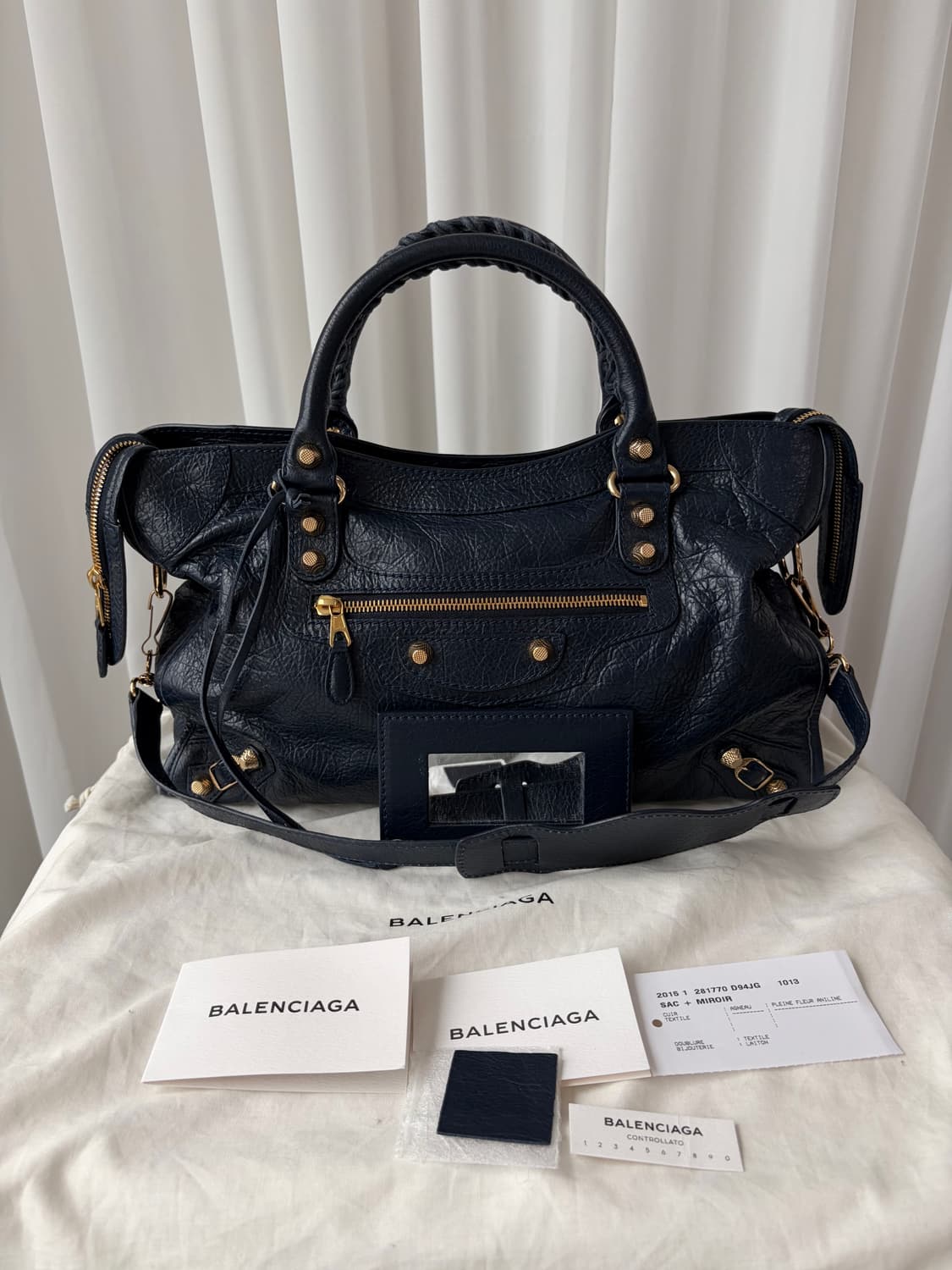 발렌시아가 클래식 시티 모터백 상품이미지2