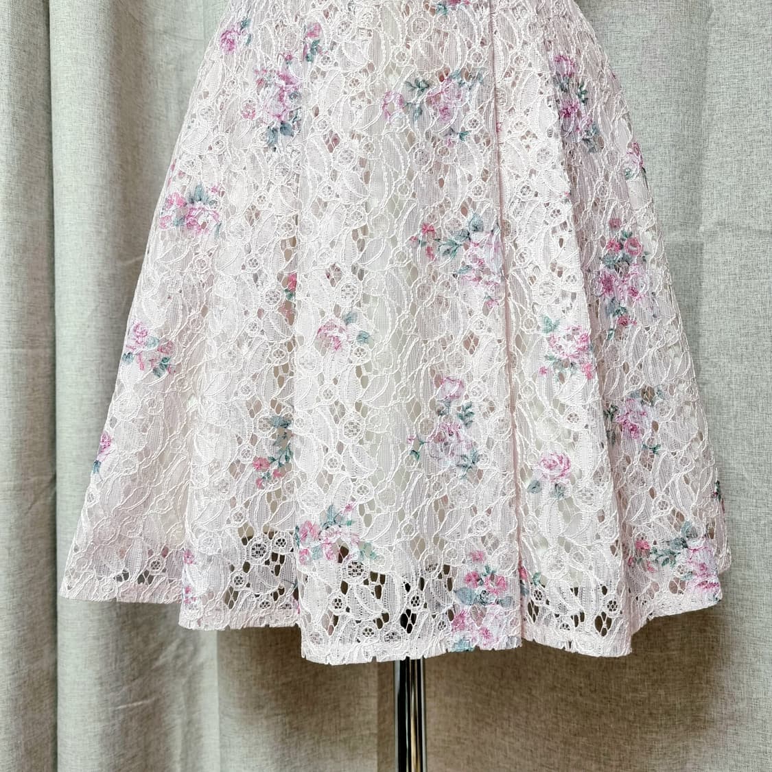 리즈리사 스커트 딸기우유 치마 (55) 1회착+손세탁완료/준새상품 상품이미지4