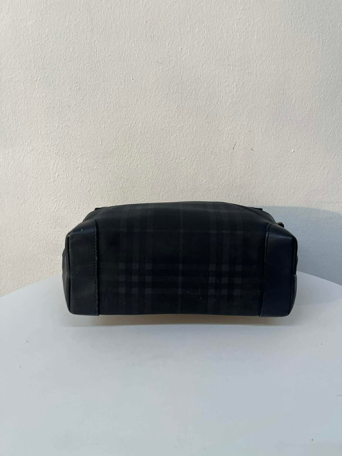 버버리 다크네이비 노바체크 크로스백 숄더백 상품이미지5