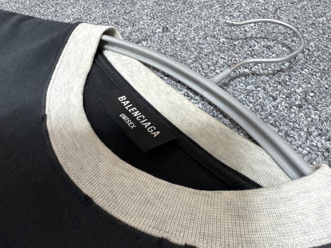 발렌시아가 티셔츠 상품이미지2