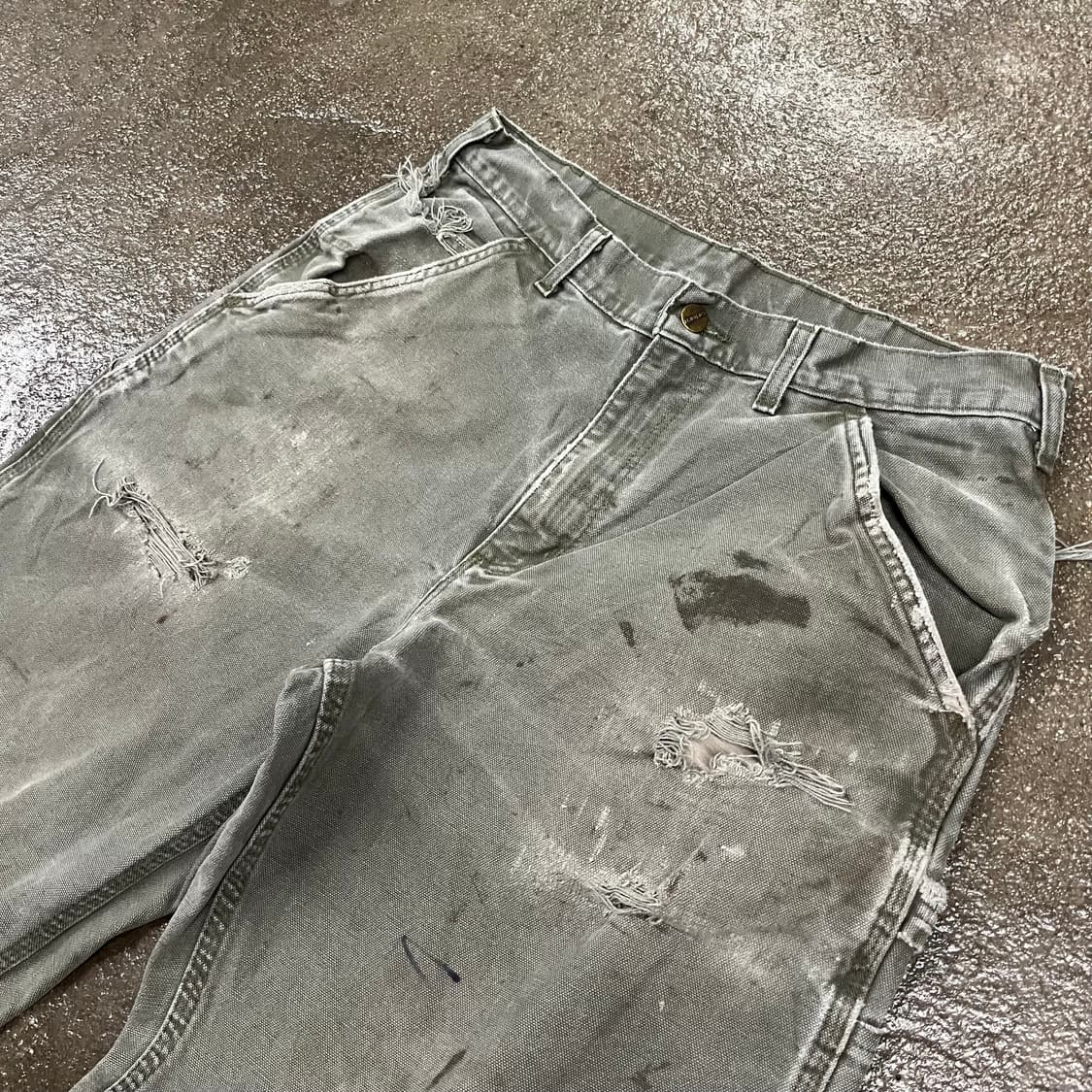 Carhartt 데미지 카펜터 팬츠 (32“) 상품이미지2
