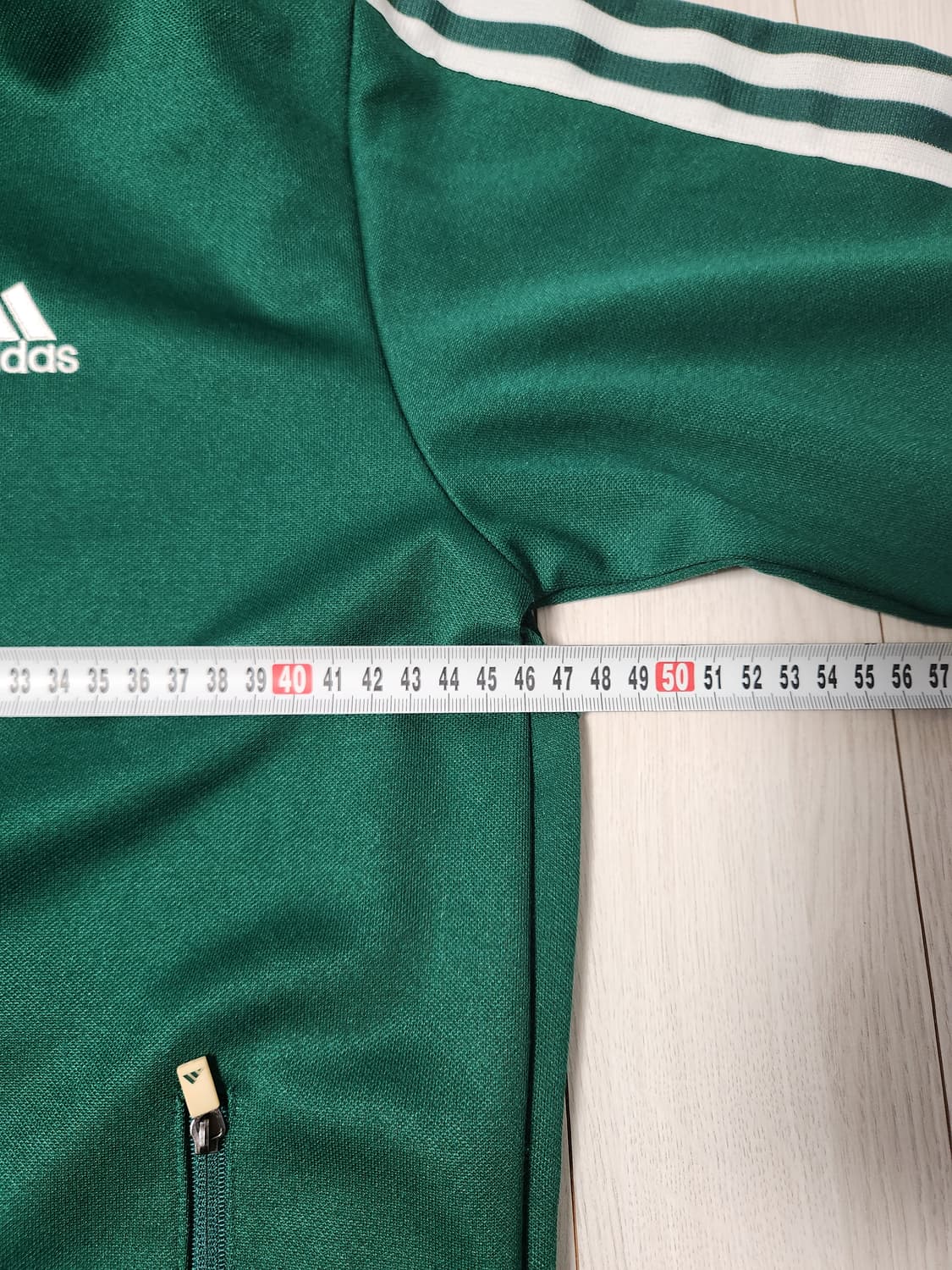 아디다스 트레이닝 니트 트랙탑 사이즈95 m

스포츠웨어/아우터/트랙탑/ 상품이미지2