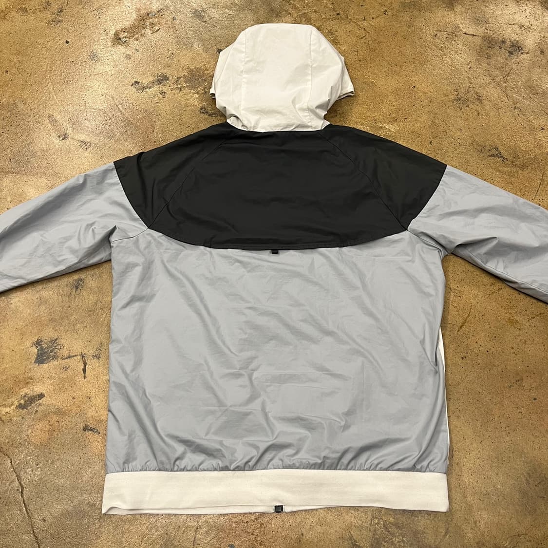 [정품/L] 나이키 바람막이 자켓 블랙 화이트 그레이 b15 상품이미지4