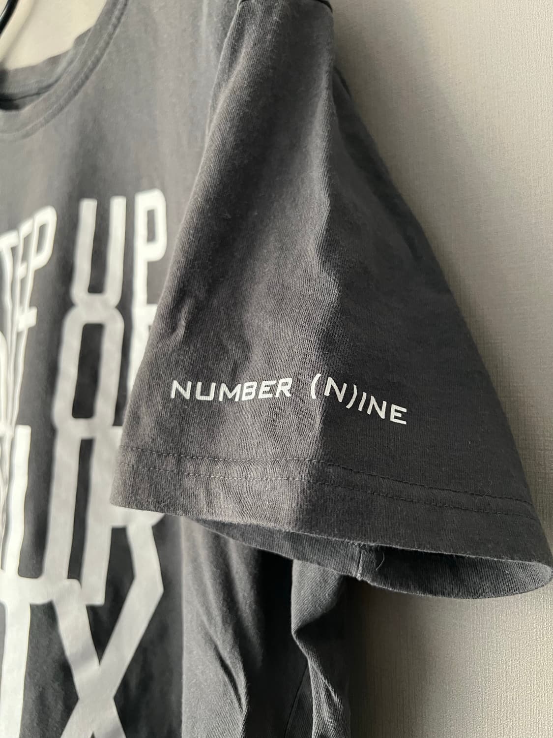 넘버나인 말보로 티셔츠 상품이미지3