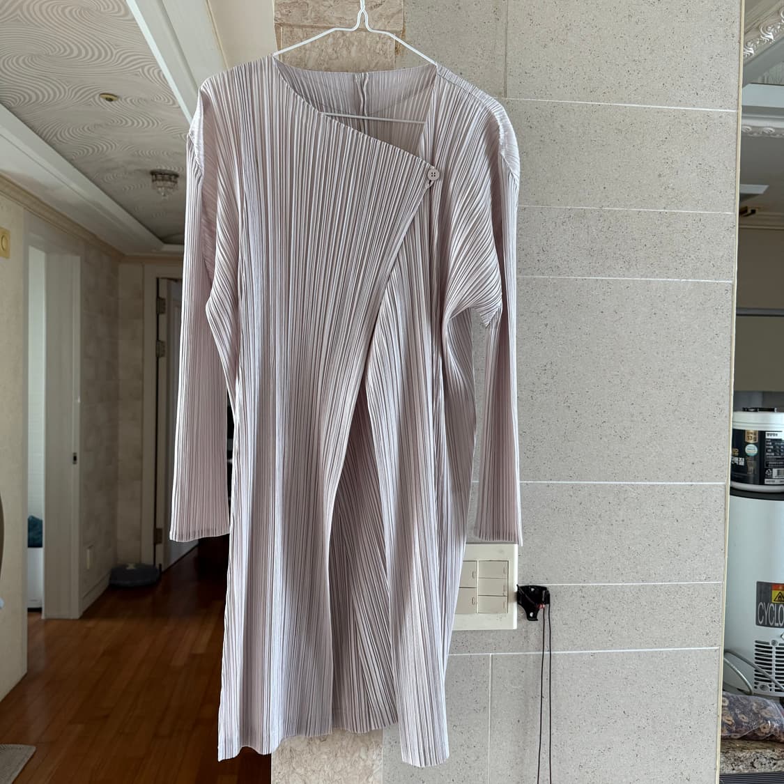 플리츠플리즈 가디건 국내판  상품이미지2