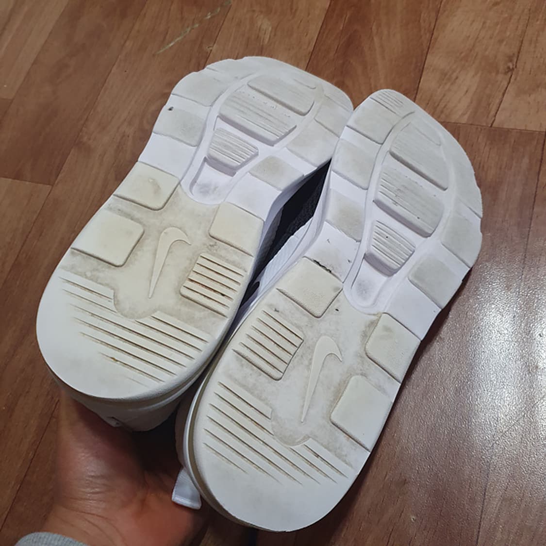 나이키 에어맥스 모션2 운동화 280 상품이미지4