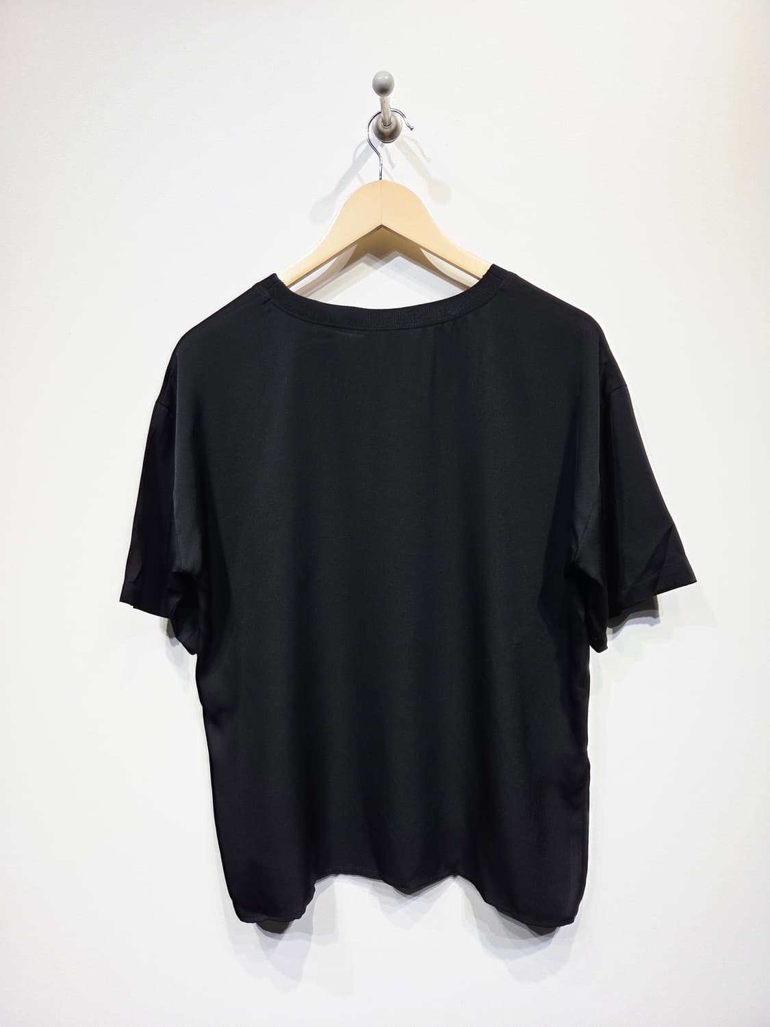 띠어리. 여자 블랙 반팔 티셔츠_S 상품이미지6