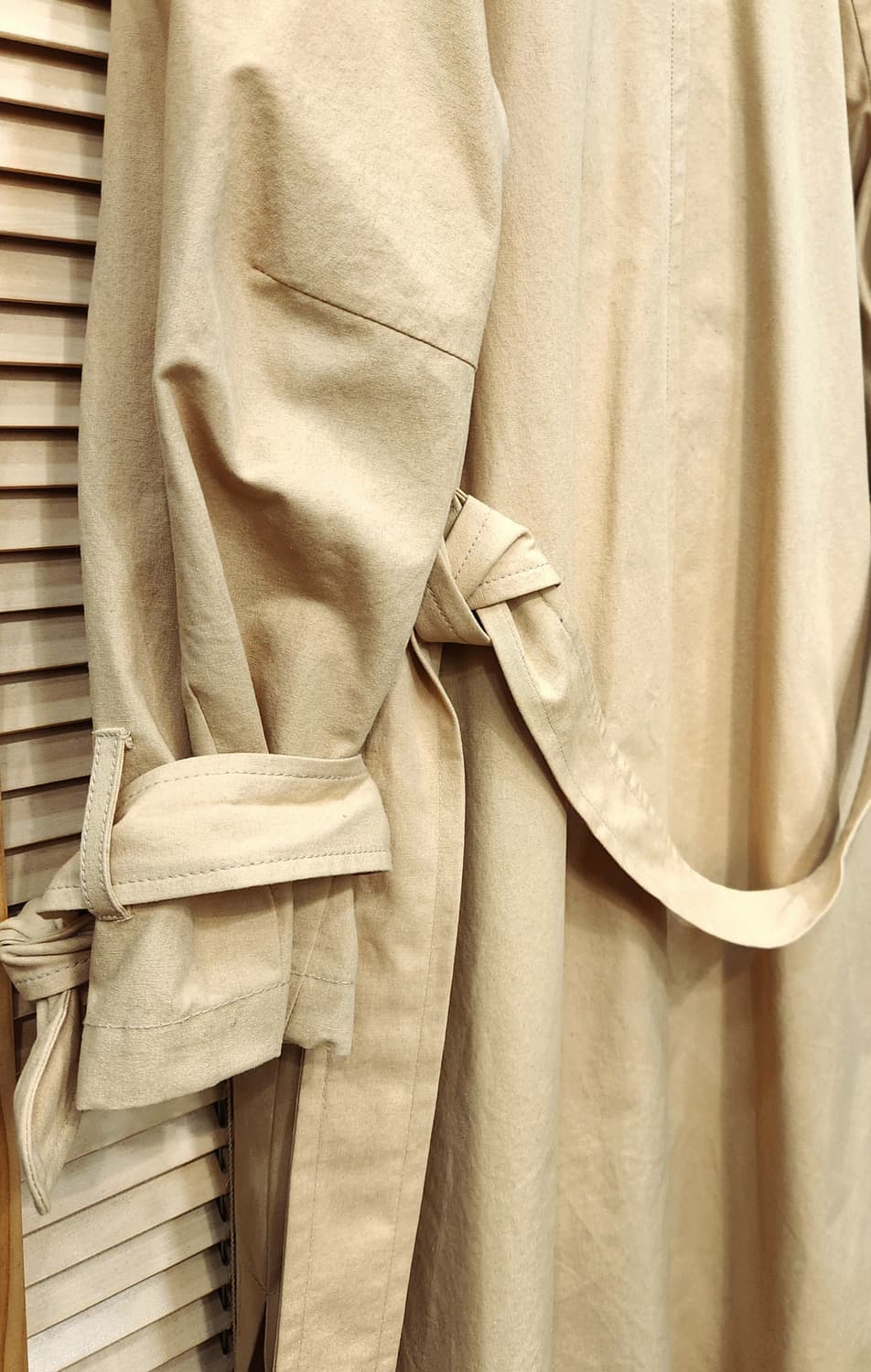 (새상품)ab.f.z 루즈핏 더블 트렌치코트M 상품이미지4