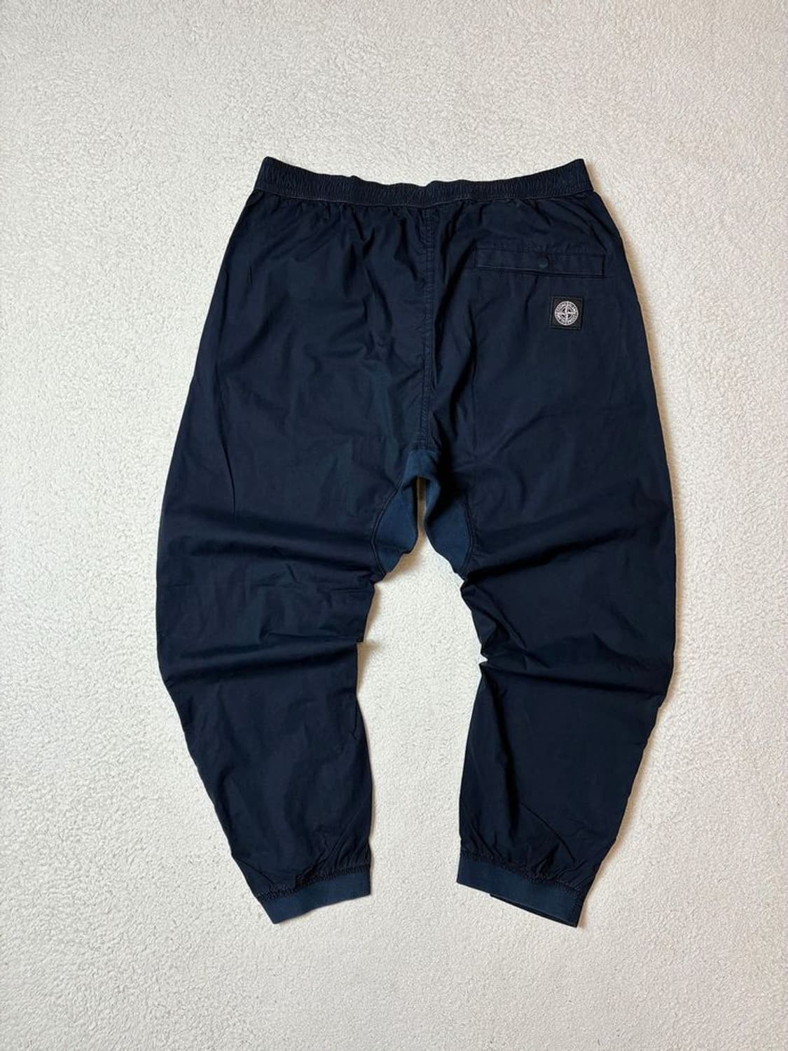 스톤아일랜드 피그먼트 코튼 스트레이트 팬츠 PN7030 상품이미지1