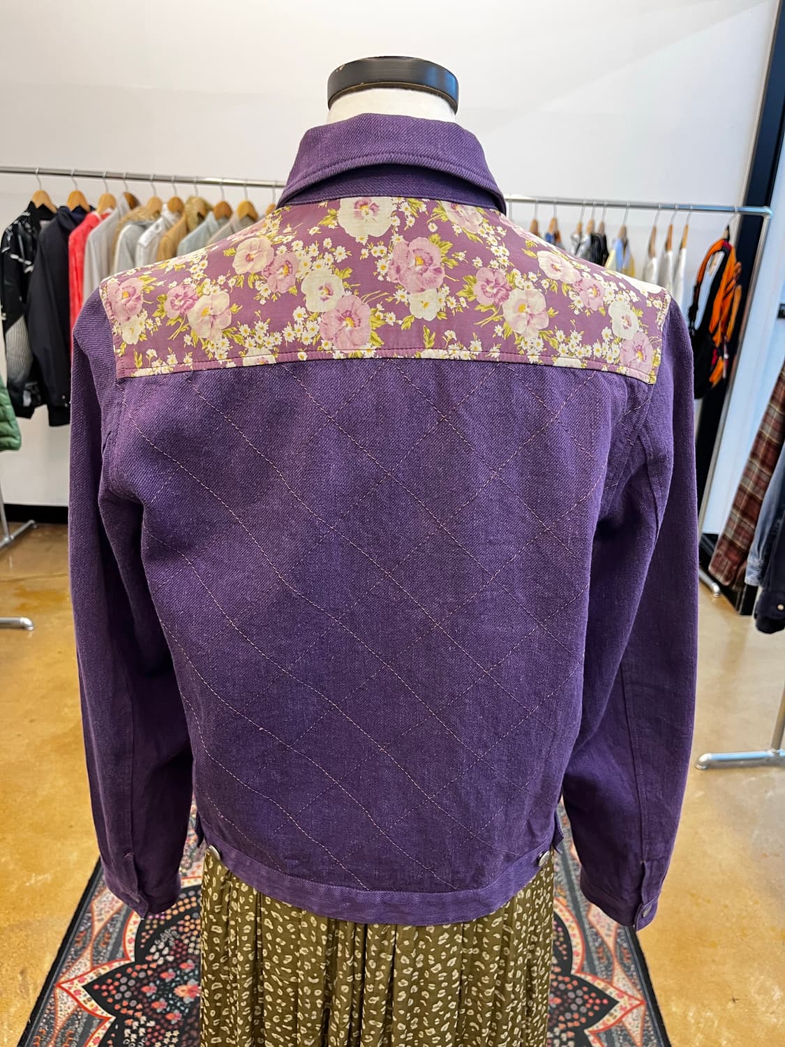 핑크하우스 퀼티드 코듀로이 집업 자켓 상품이미지5