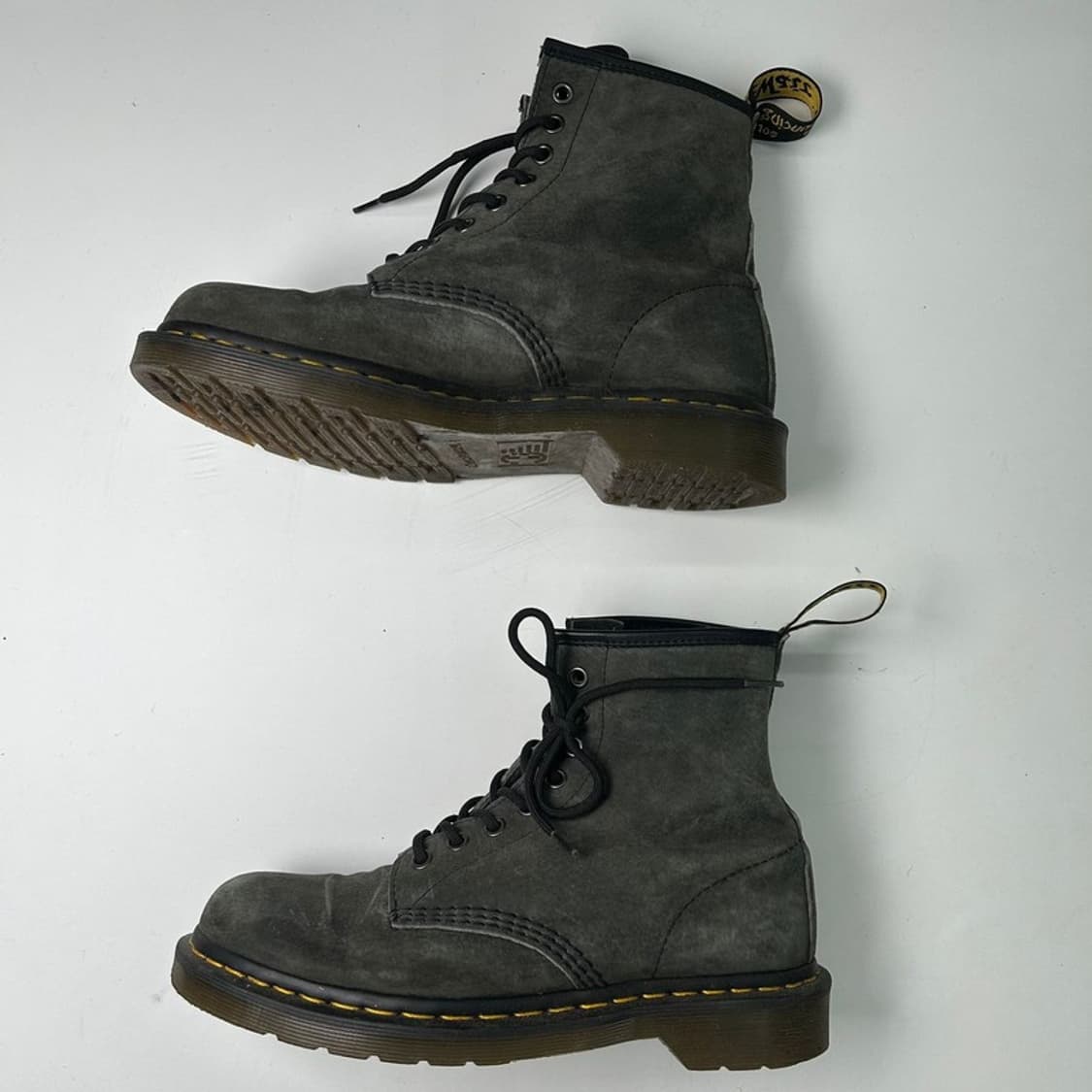 닥터마틴 1460 8홀 스웨이드 부츠 UK 7 상품이미지2