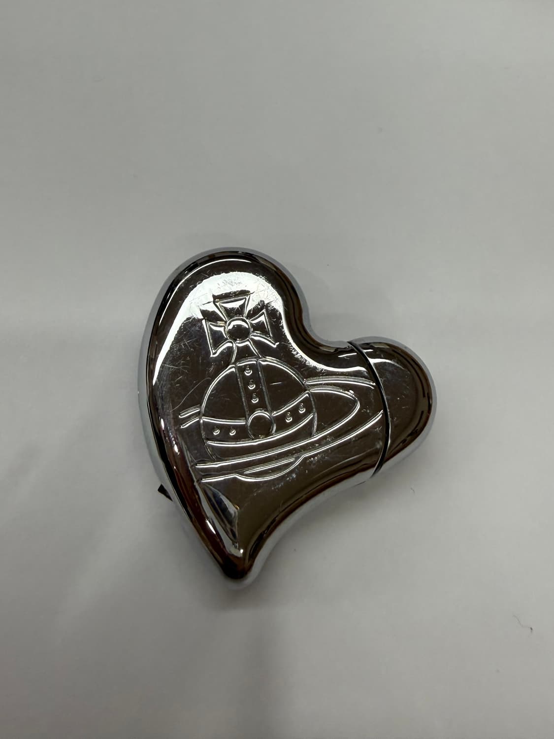 비비안 웨스트우드 하트 라이터 상품이미지1