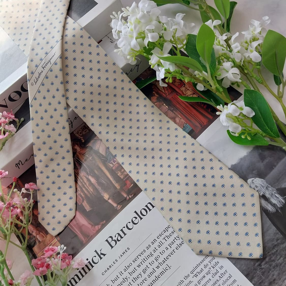 살바토레 페라가모 나비 모티브 넥타이 8.1cm A+~A등급 K2136
 상품이미지3