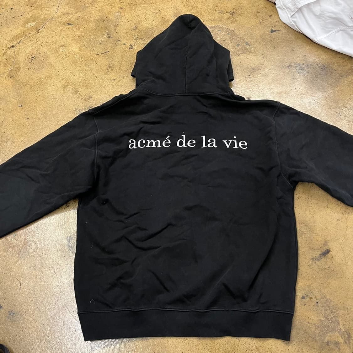 [정품] 아크메드라비 프린팅 검정색 후드티 b16 상품이미지4