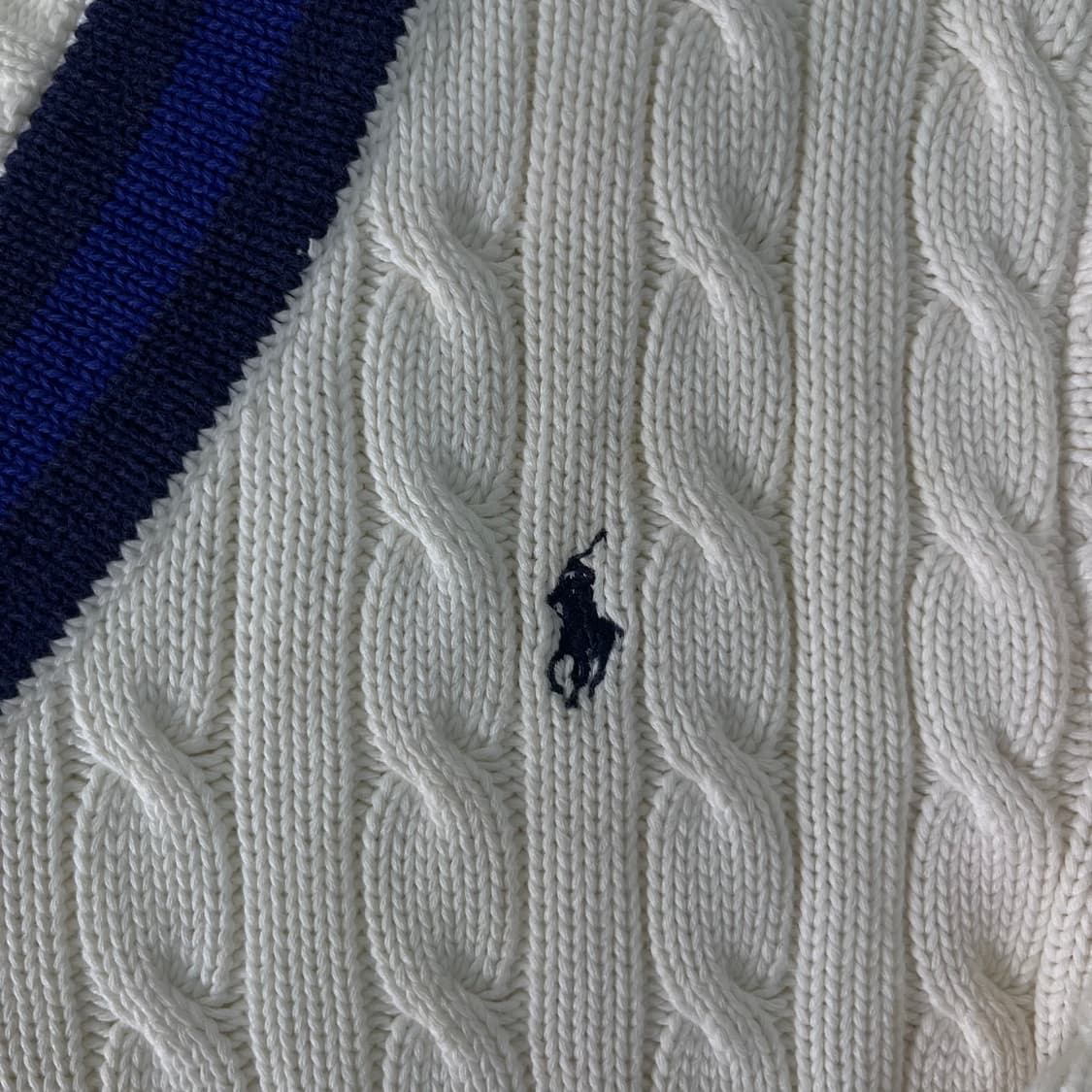 100 폴로 랄프로렌 브이넥 꽈배기 니트 상품이미지3