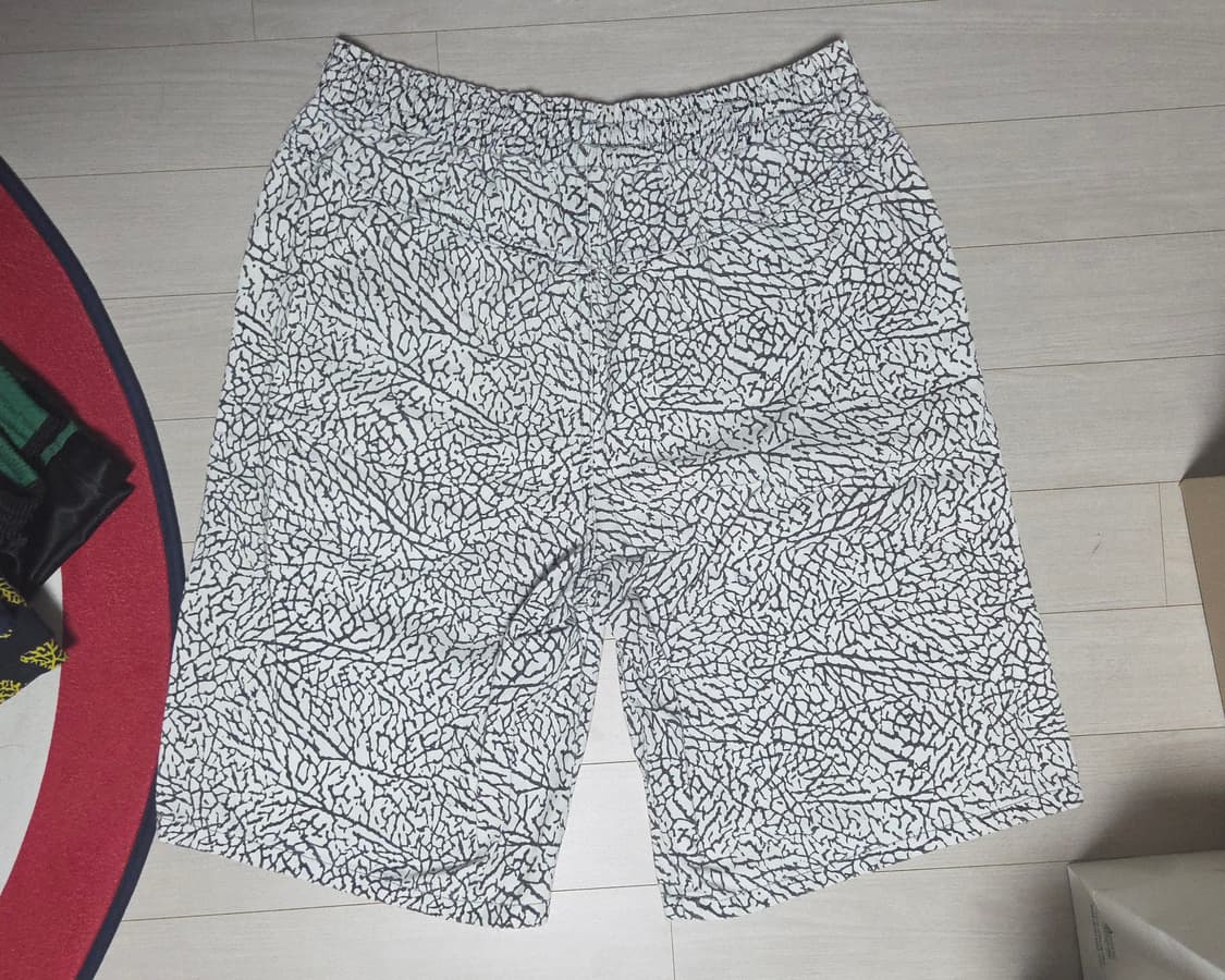 [us XL] 나이키 조던 코끼리패턴 반바지 쇼츠 상품이미지2