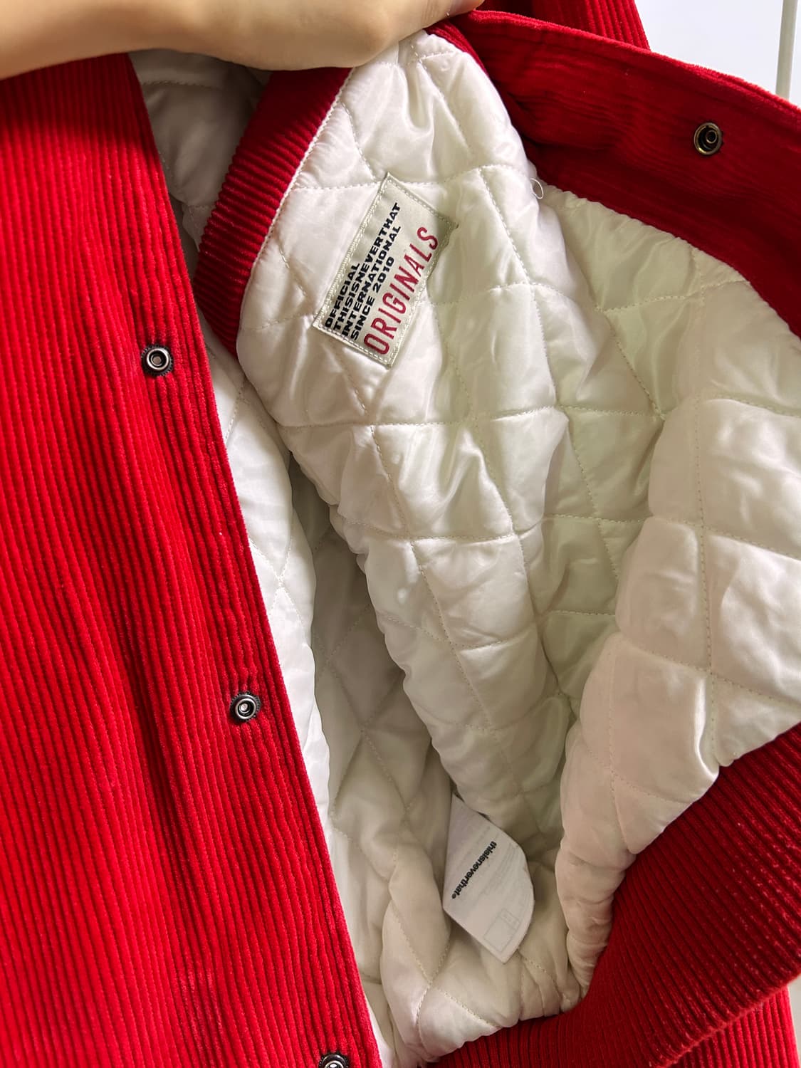 디스이즈네버댓 레드 바시티 m 상품이미지4