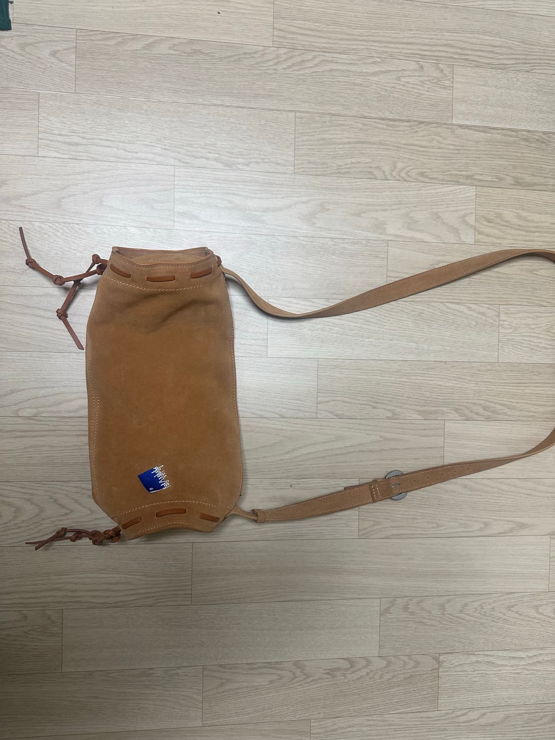 아더에러x자라 크로스백 상품이미지1