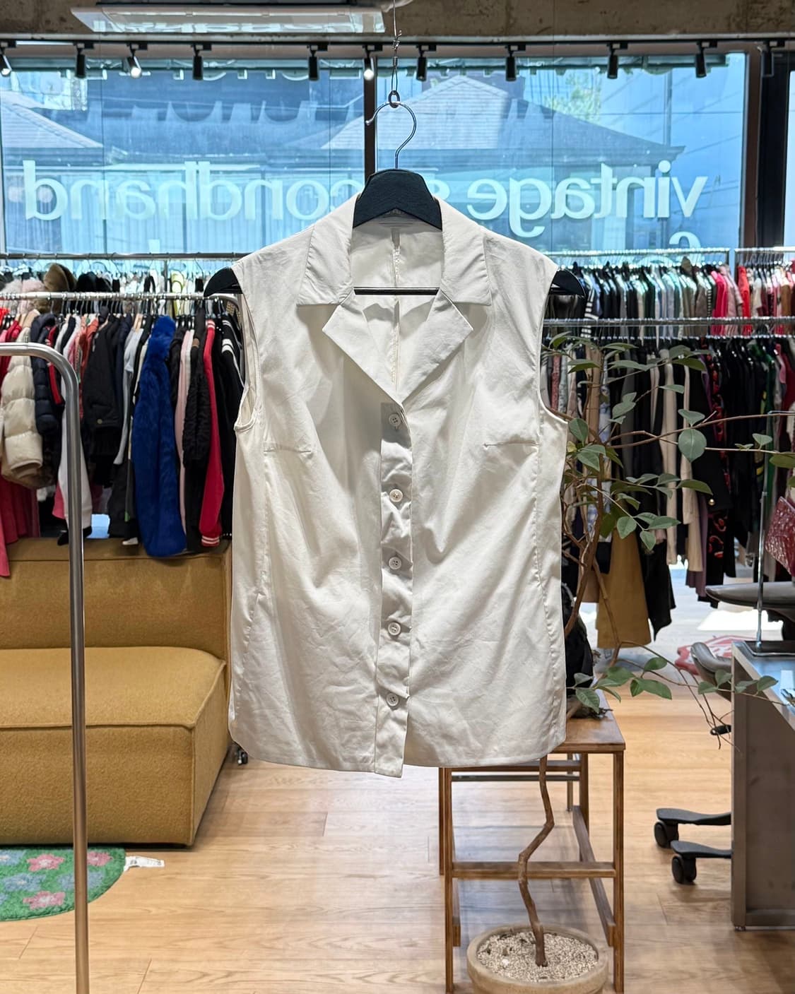 프라다 아이보리 슬리브리스 셔츠 상품이미지1