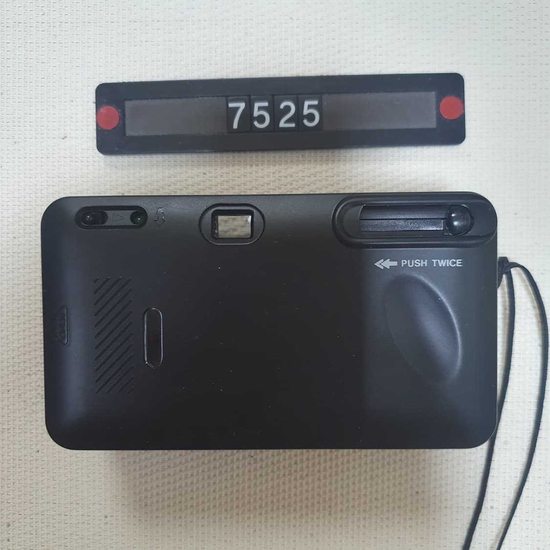 키스톤 슬림라인 블랙바디 필름카메라 상품이미지3