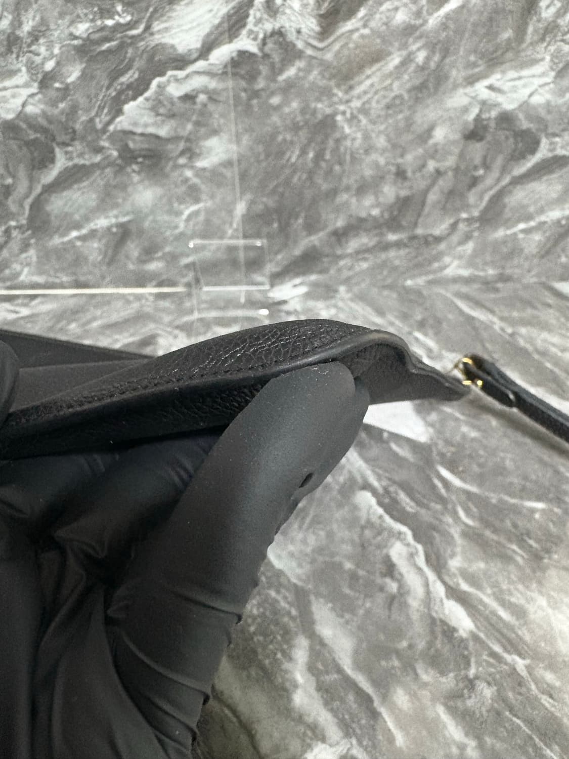 발렌시아가 로고 레더 가죽 클러치 상품이미지5