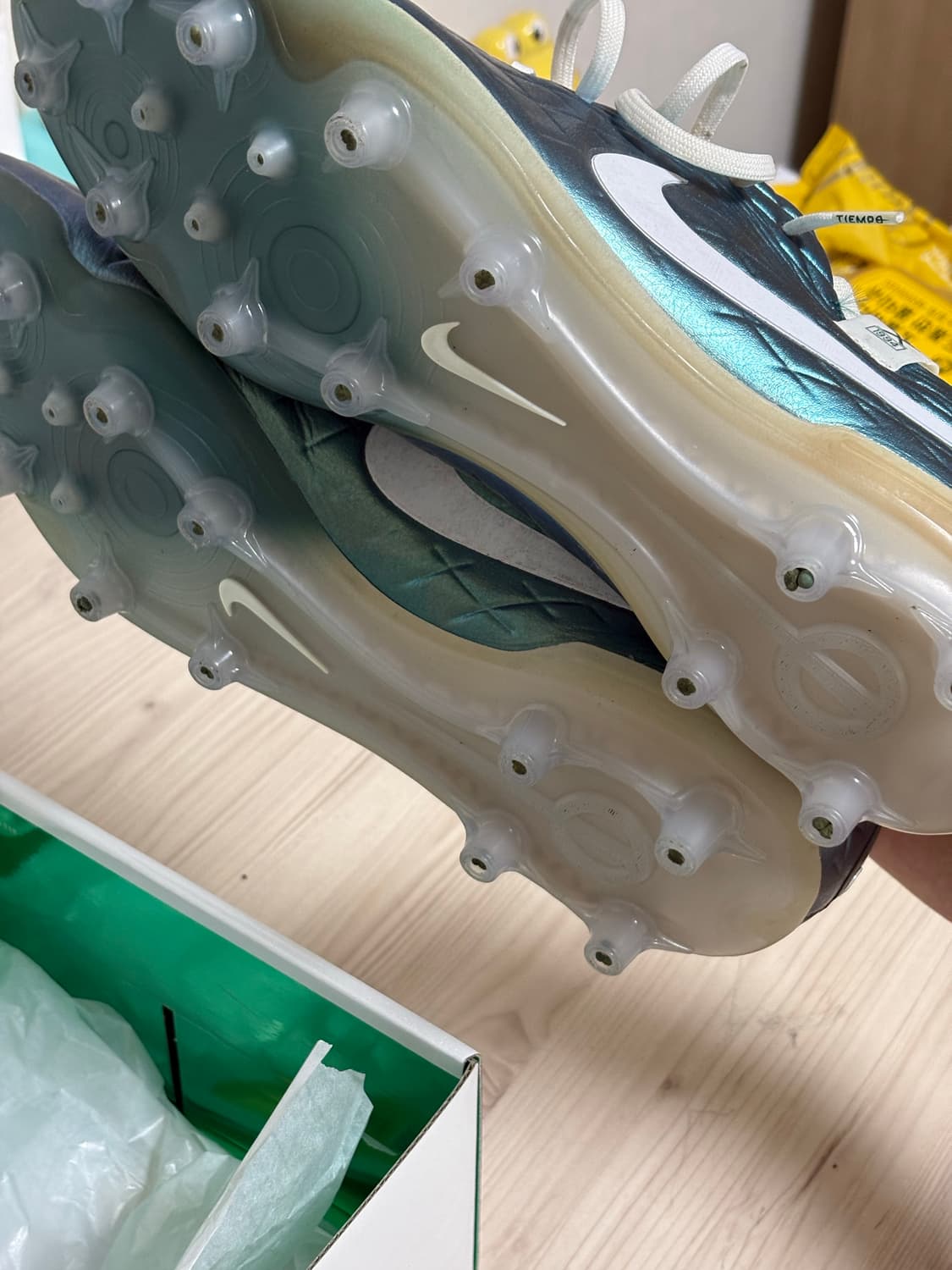 [290] 나이키 티엠포 10 엘리트 ag 30주년 에메랄드 1회착 상품이미지3