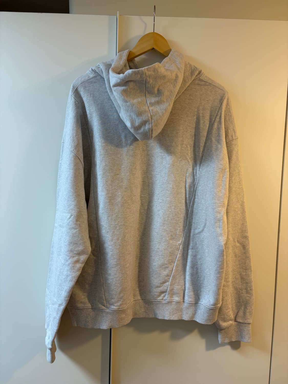 2) 22FW sansan gear 산산기어 로고 후드 화이트 멜란지 상품이미지3