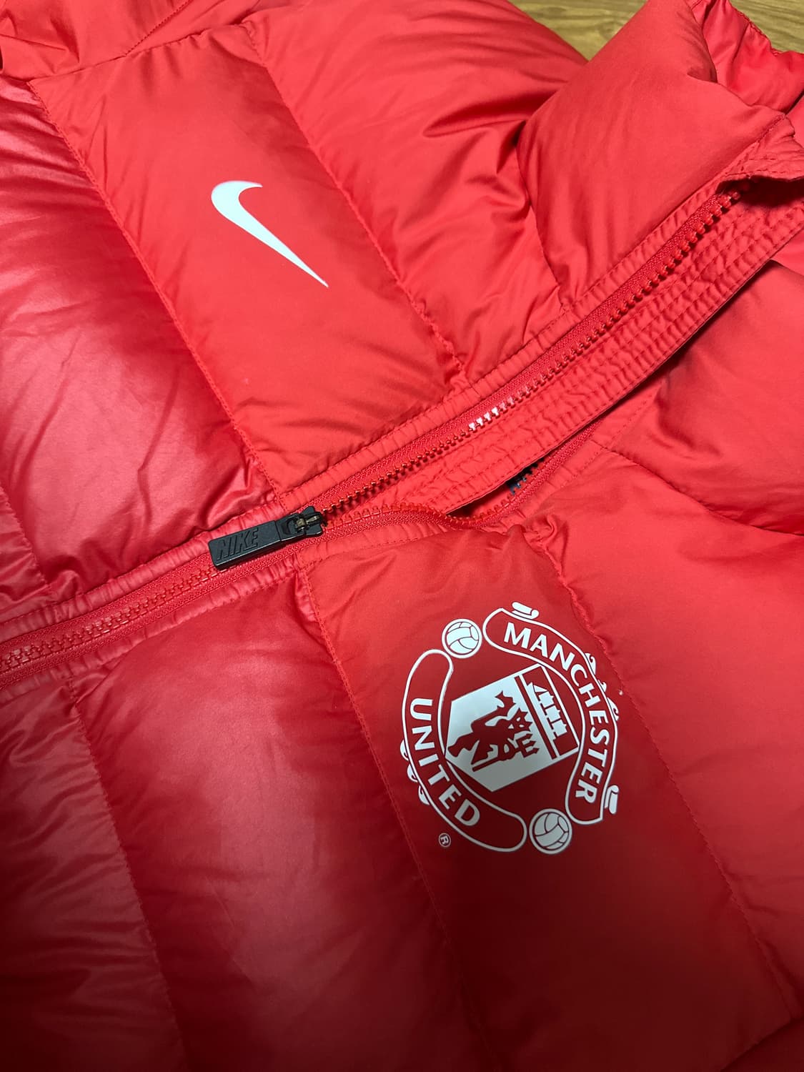 맨체스터 유나이티드 나이키 패딩 상품이미지4