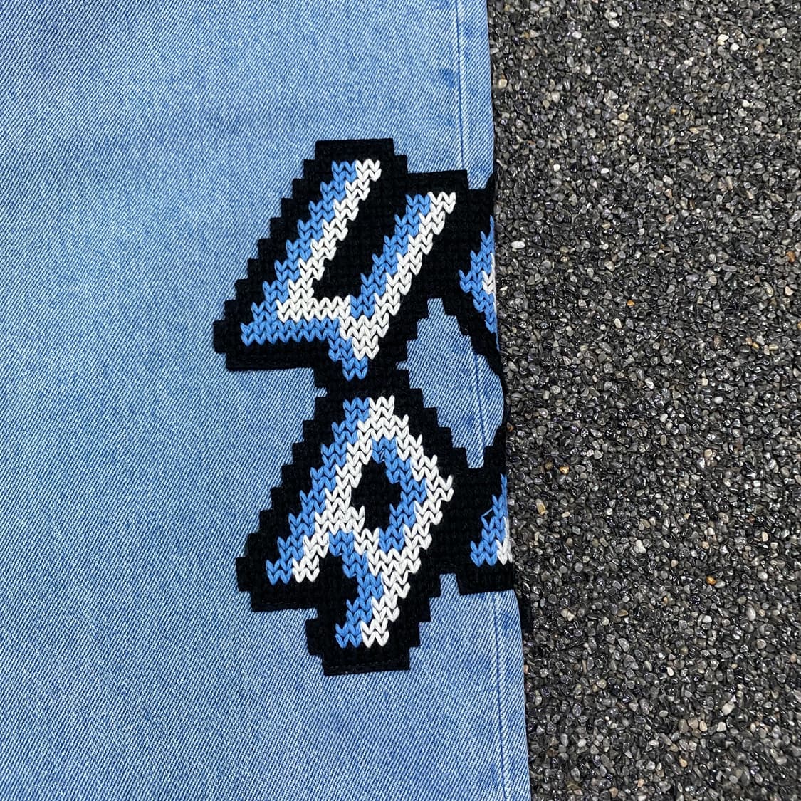 GCDS 픽셀 자수 로고 와이드 데님 팬츠 B3609 상품이미지5