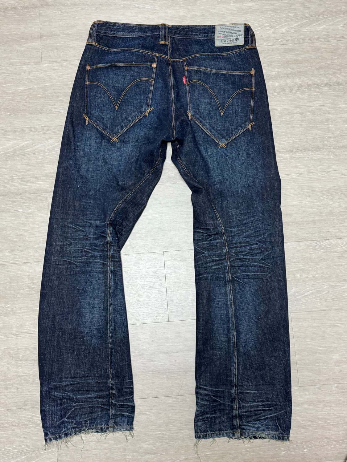 리바이스 엔지니어 팬츠 팝니다 상품이미지2