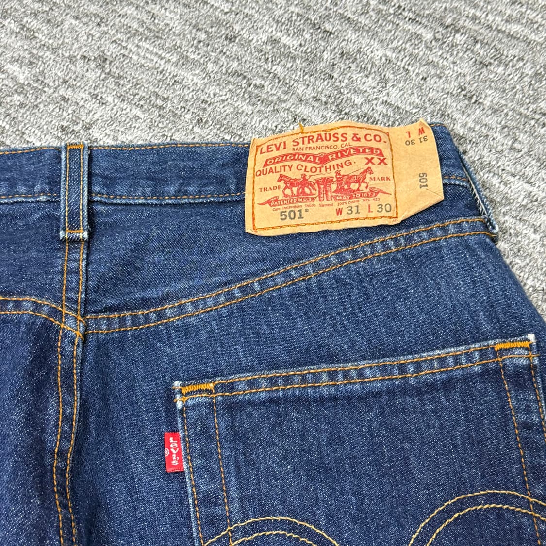 00's 빈티지 리바이스 501 컷오프 반바지 | 상태 좋음 상품이미지3