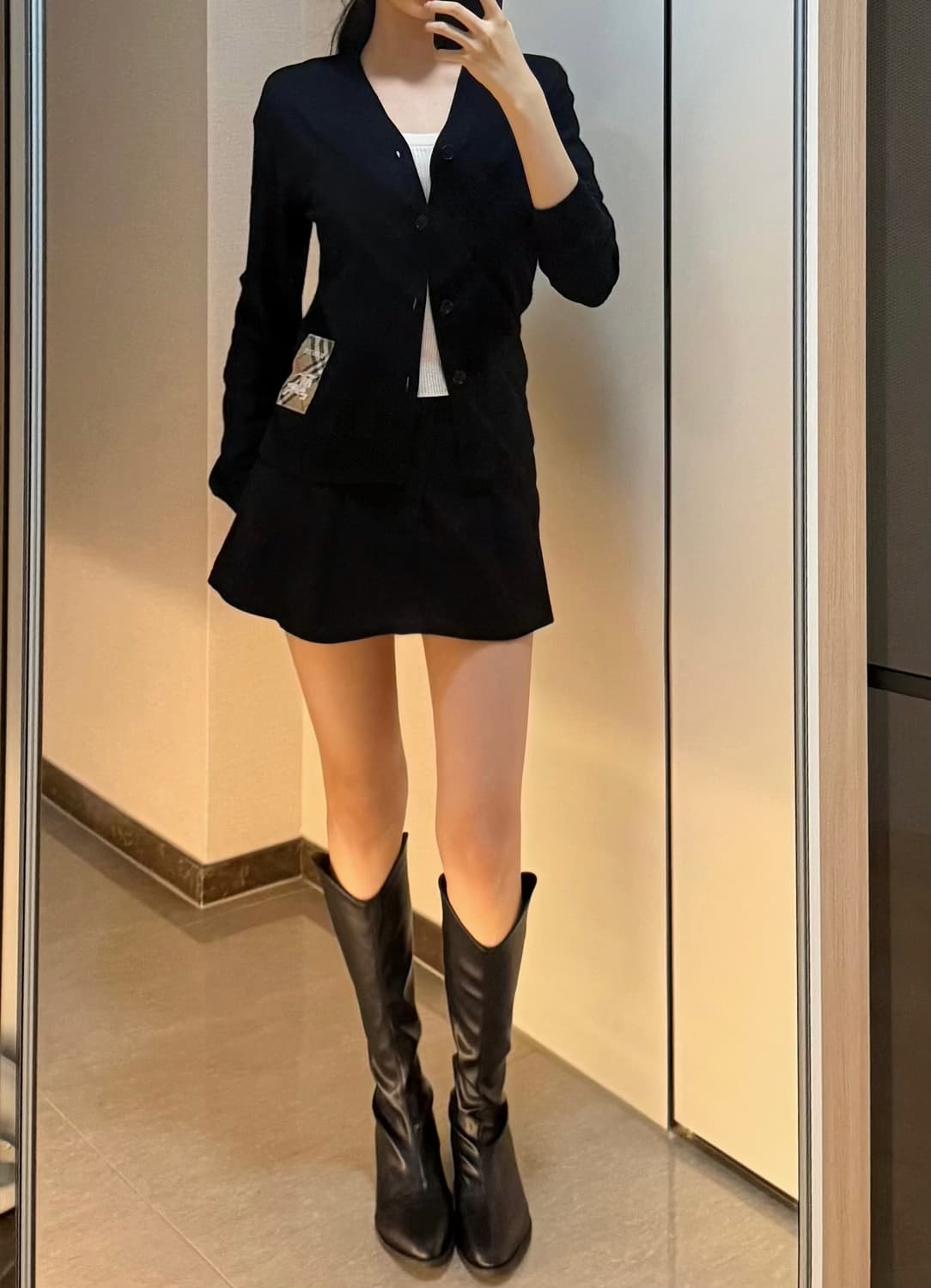 버버리 체크라벨 울 카디건 상품이미지1