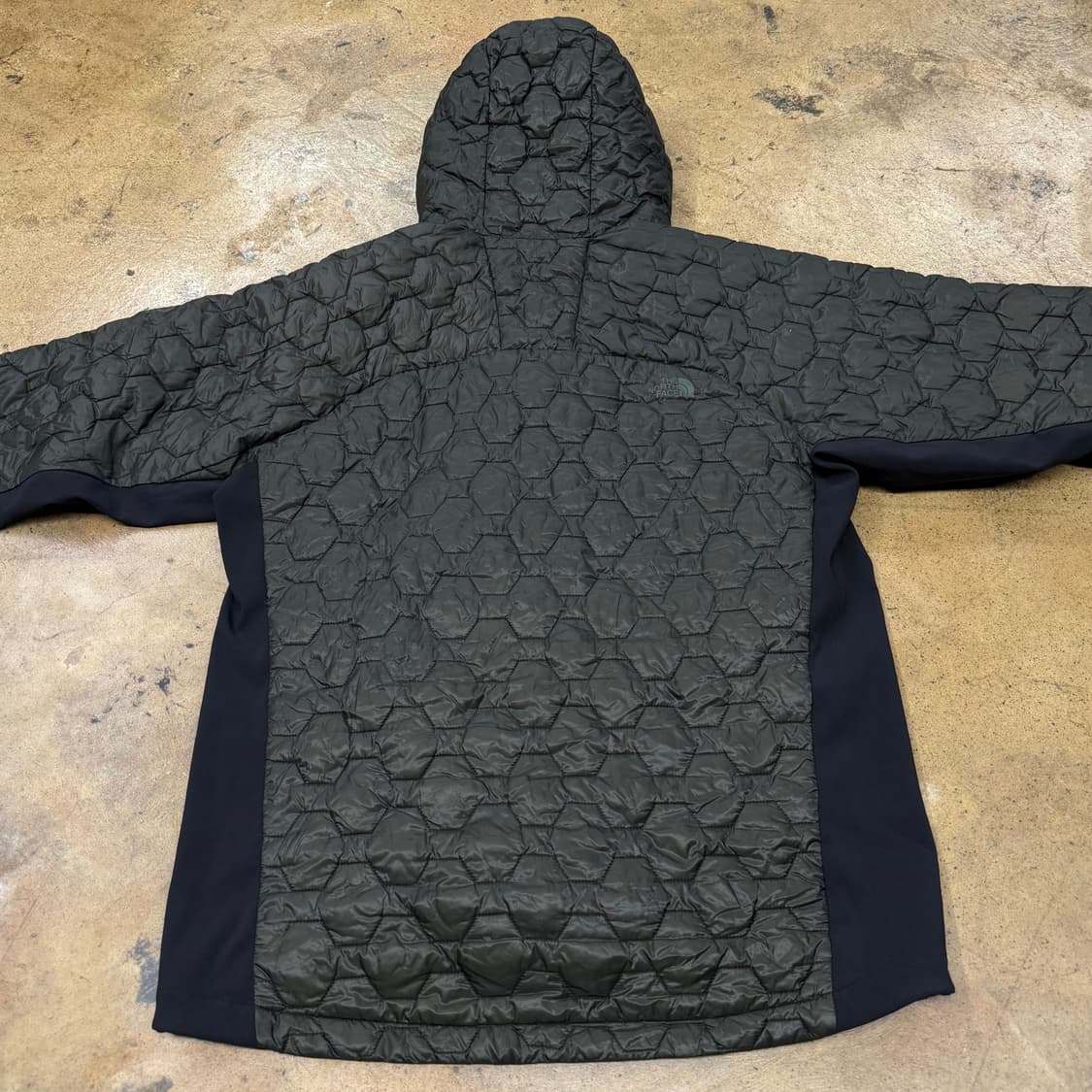 [정품/M] 노스페이스 퀼팅 후드 패딩 블랙 b10 상품이미지4