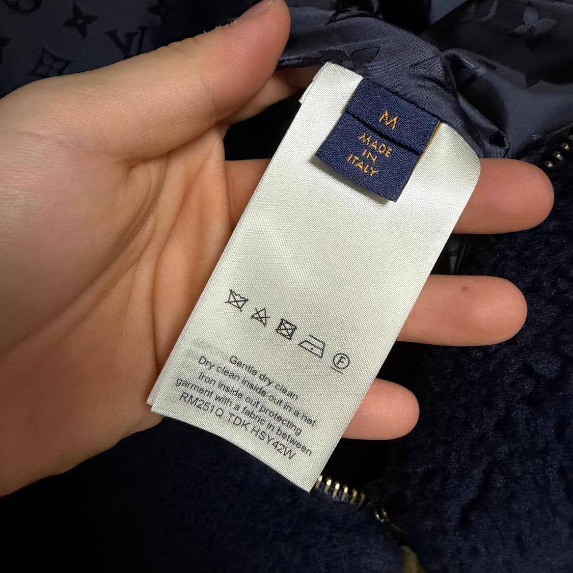 [새상품/풀구성] 25FW 루이비통 레더패치 플리스 블루종 자켓 상품이미지6