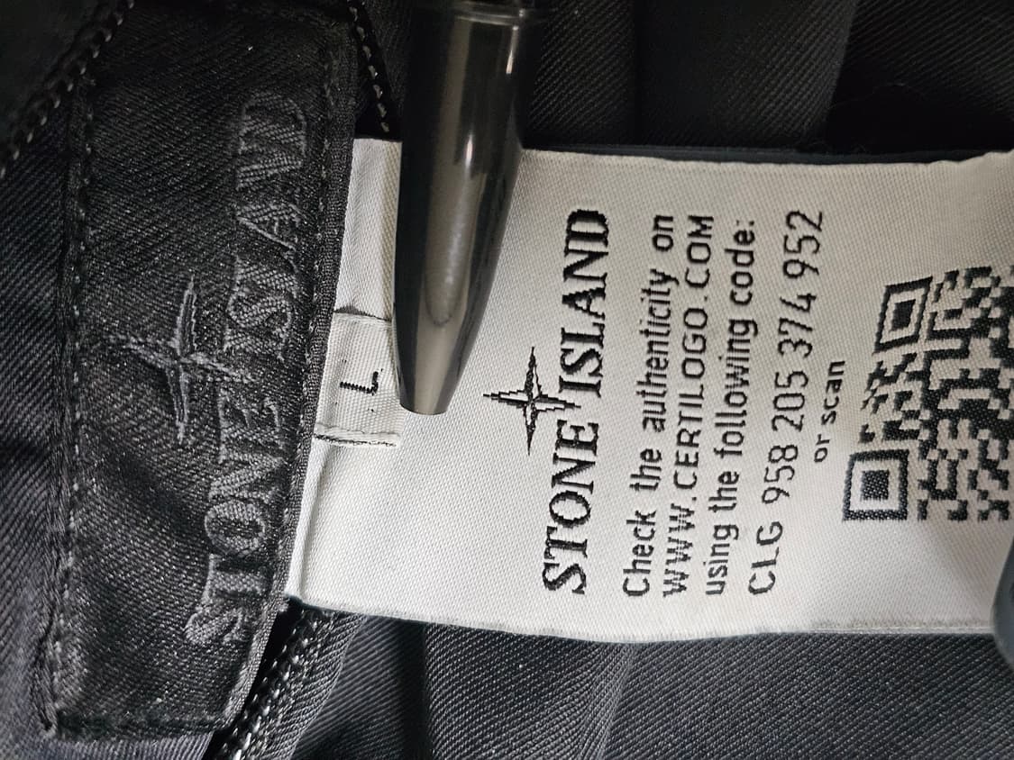 스톤아일랜드 고스트 피스 스트레치 울 나일론 리버시블 베스트 상품이미지8