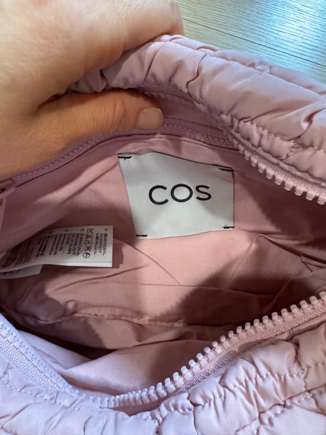 COS 코스 퀼티드 백 상품이미지4