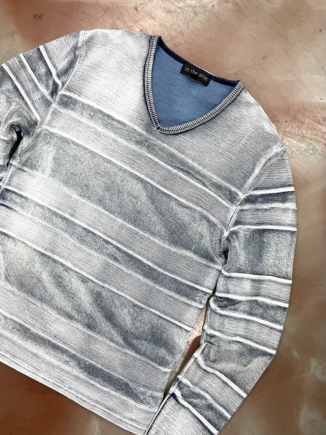  In the Attic stripe Gray Sleeve Tee 상품이미지4