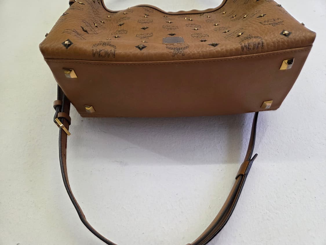 MCM 비세토스 호보백 브라운 상품이미지2