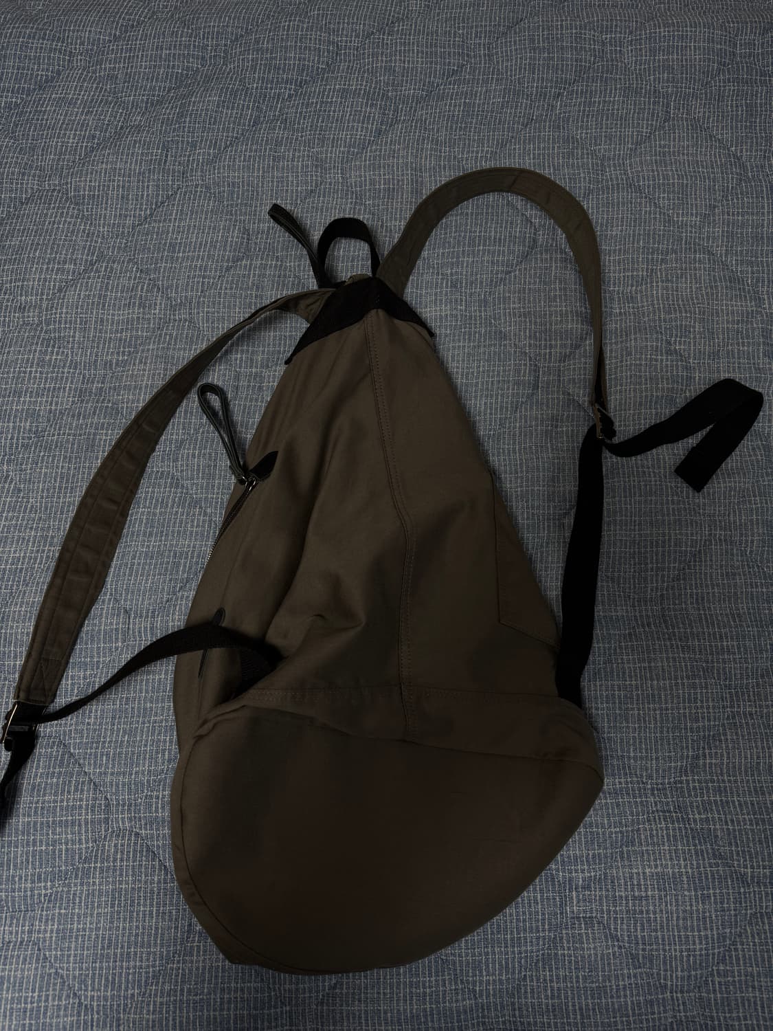 해칭룸 더플백 머드  상품이미지2