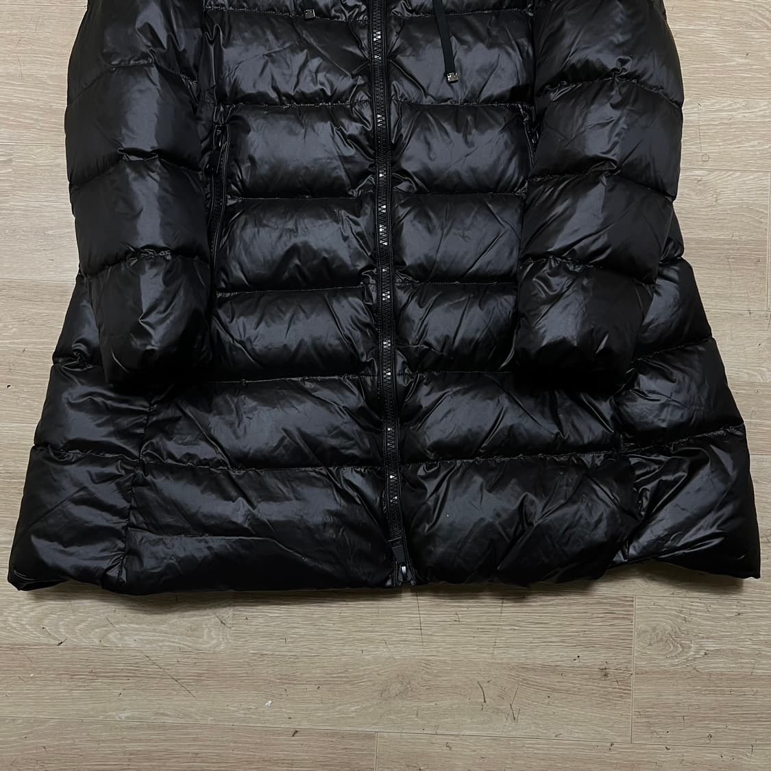 몽클레어 여성 프리미엄 덕다운 후드 수엔 롱패딩 점퍼 [블랙] 3사이즈 상품이미지3