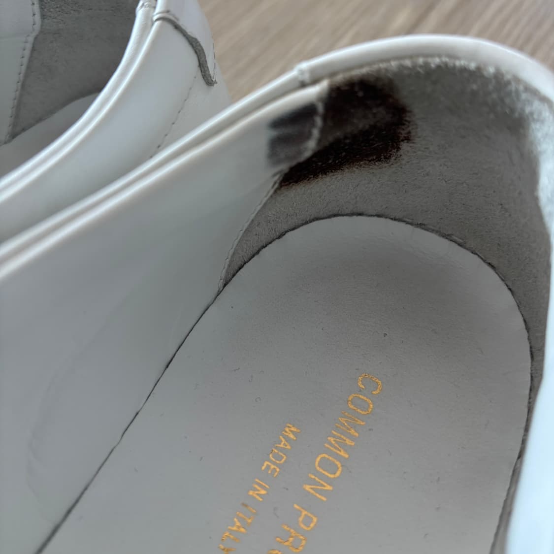 커먼프로젝트 아킬레스 로우 41사이즈 판매합니다. 상품이미지2