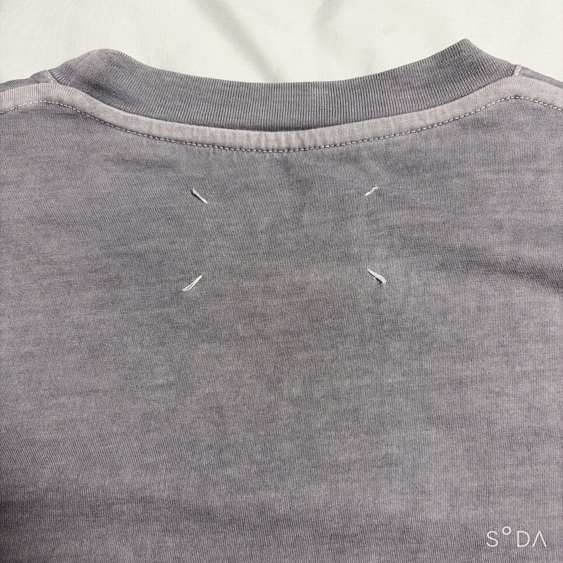마르지엘라 그레이 백스티치 반팔 티셔츠 상품이미지3