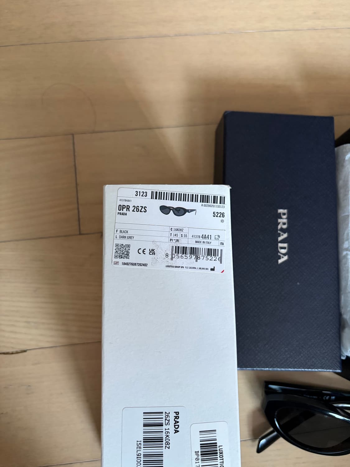 프라다 심볼 선글라스 OPR 26ZS 상품이미지4