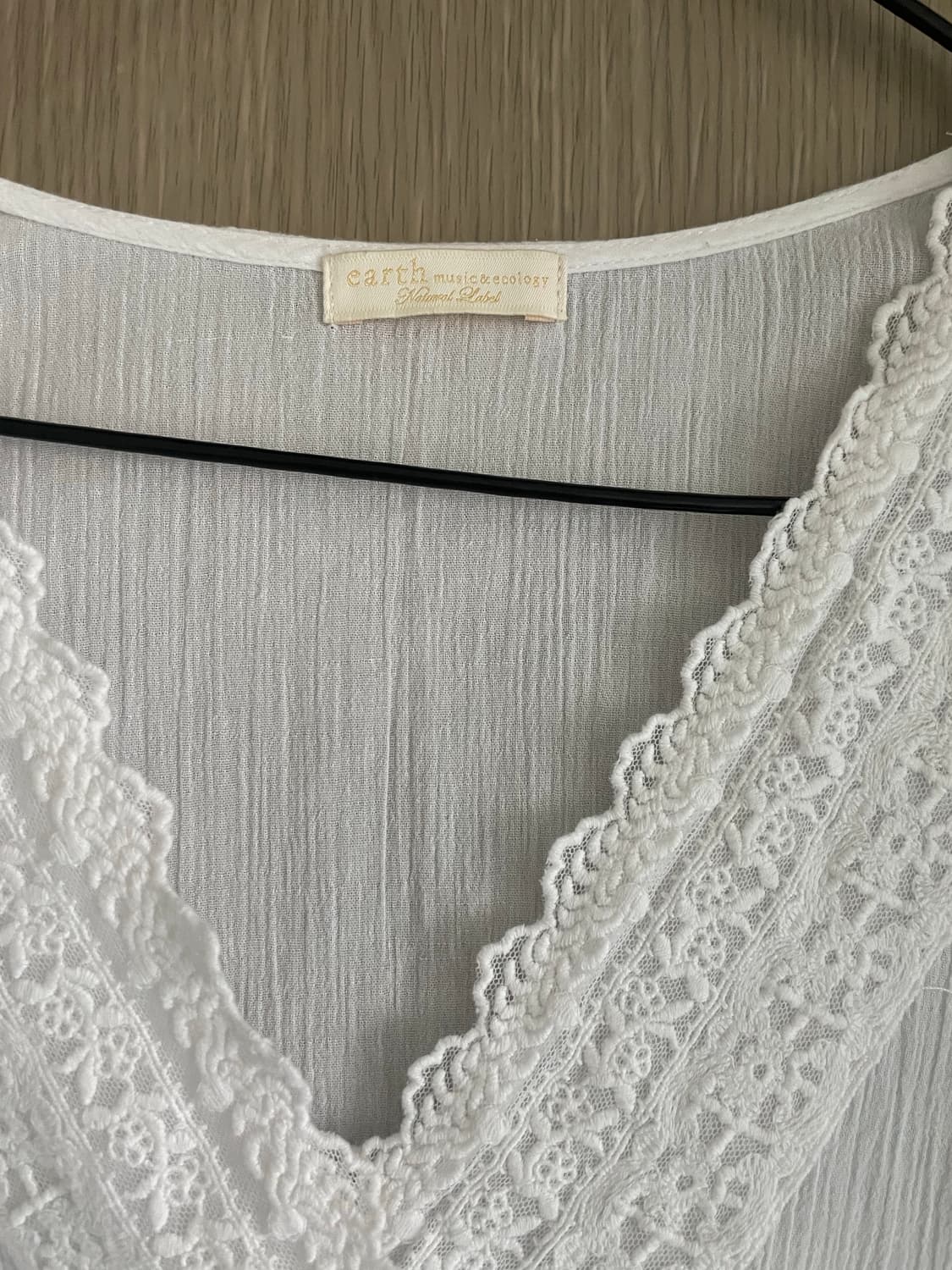 earth music 화이트 모리걸 레이스 러블리 면100 블라우스 상품이미지2